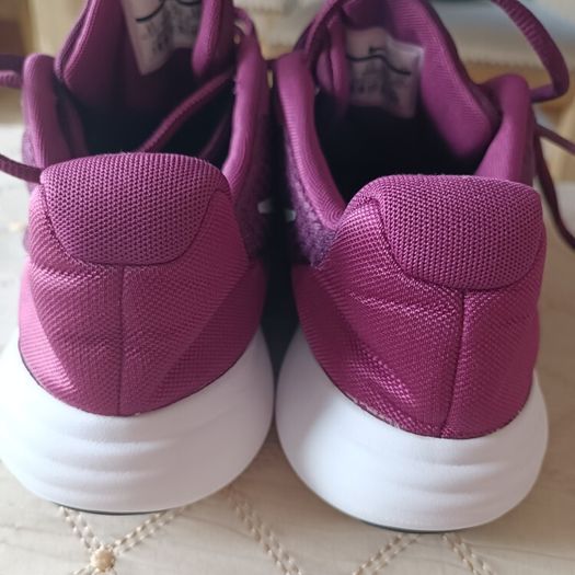 Nike trainers shoes 5.5 in UK 38.5 eur in purple colour As new!!!