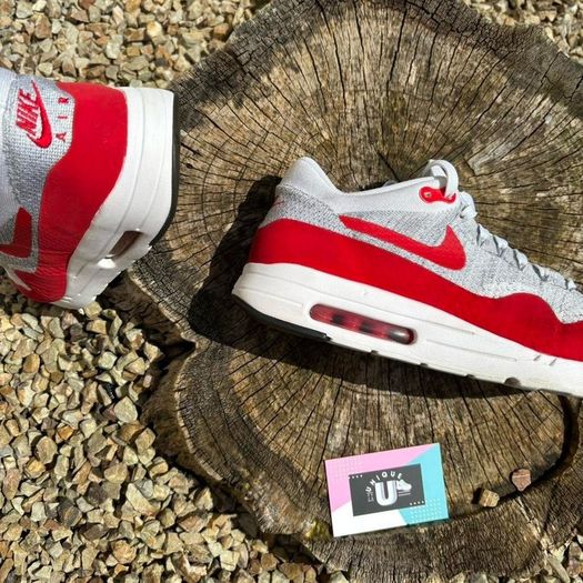 Premium Nike Air Max 1 Flyknit OG
