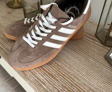 Adidas spezial trainers