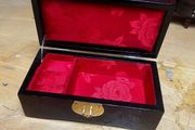 vintage jewellery case