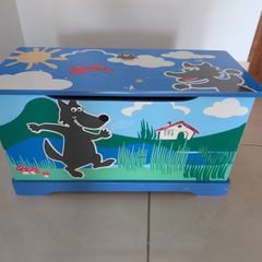 Toy box