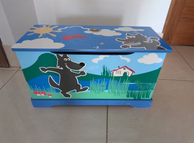 Toy box