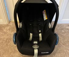 MaxiCosy Cabrio Fix Seat