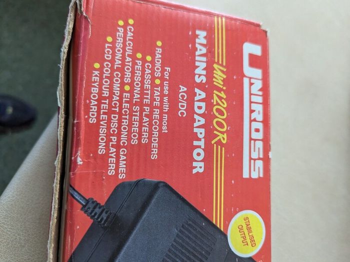 Uniross mains Adaptor