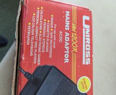 Uniross mains Adaptor