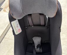Axkid Minikid 360 spin car seat