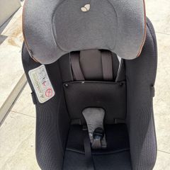 Axkid Minikid 360 spin car seat
