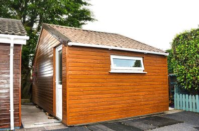 Garden Room / Office / Gym / Playroom For Sale