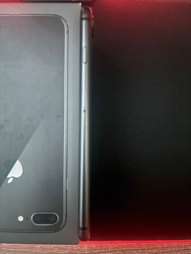 iPhone 8 Plus 256GB Space Grey - Unlocked -
