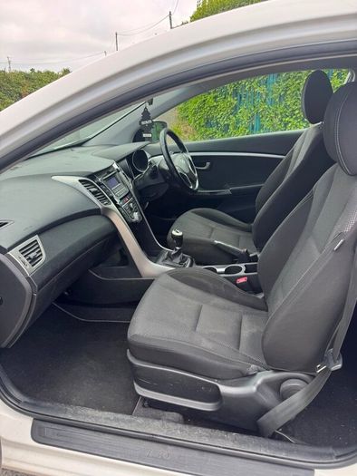 Hyundai I30 commercial van