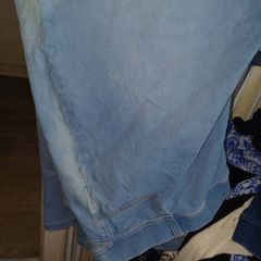 plussize 32 denum pale blue jeans/ jeggins