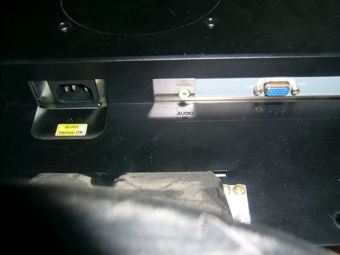 Hanns monitor