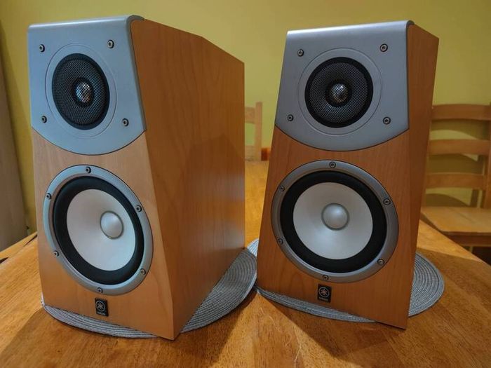 Yamaha SOAVO 2 HiFi audiophile speakers