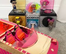 L.O.L dolls and Car