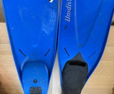 closed heel  fins 8-9