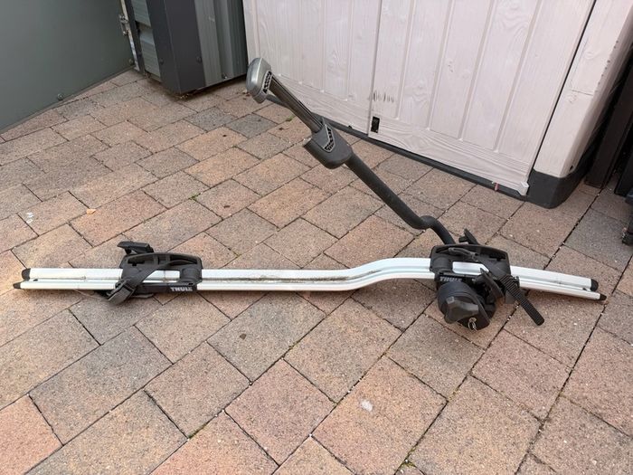 THULE roof bike rack