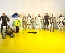 star wars collectible action figures toys and accessories