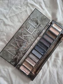 Urban Decay Naked Smokey pallette