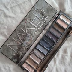 Urban Decay Naked Smokey pallette