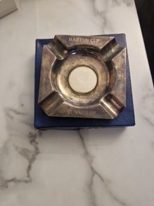 vintage  golf shield  1988