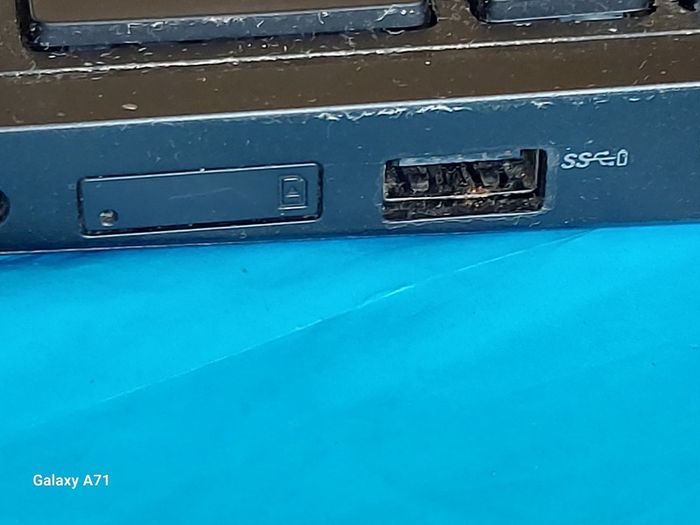 DELL Latitude 5590, Intel Core i5-8250U CPU, 1.8GHz, 8GB HDD, 256 GB SSD, Windows 10 Pro, Microsoft Edge, Chrome