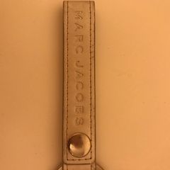 Marc Jacobs key ring ( Authentic)