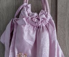 Pink bag barely worn