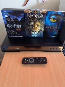 Philips Blu-ray/DVD Player + Movie Collection Bundle