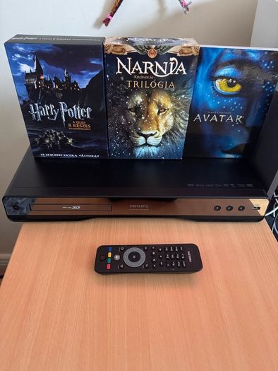 Philips Blu-ray/DVD Player + Movie Collection Bundle