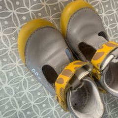 D.D step shoes