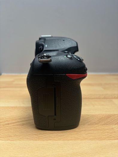 Nikon D850 & 24-120mm f4 lens