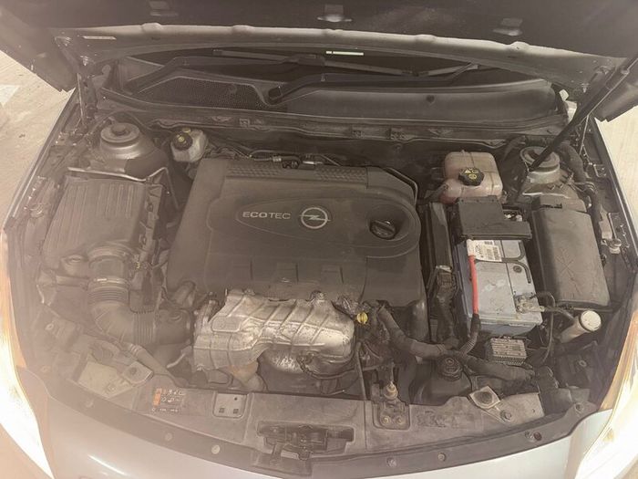 Opel Insignia 2011