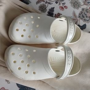 white ladies Crocs