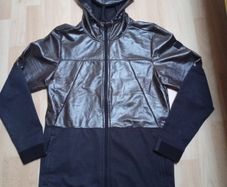 Under Armour Windbreaker