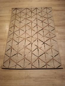 Modern geometric area rug 120cm x 170cm