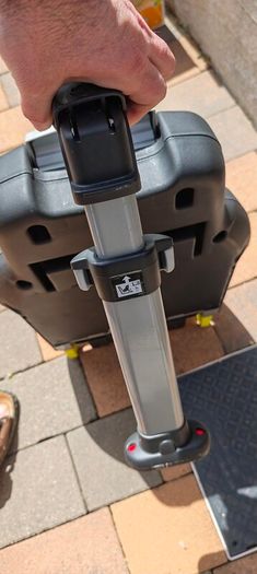 Maxi-Cosi FamilyFix ISOFIX Car Seat Base in Excellent Condition