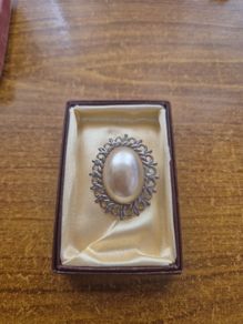 Vintage Brooch