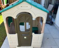playhouse