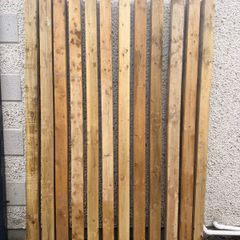 12 Fence posts