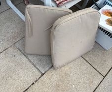 Chair cushions x  bundle of six