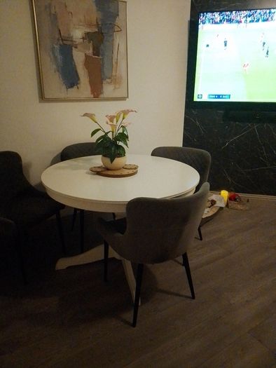 Extended table only for sale