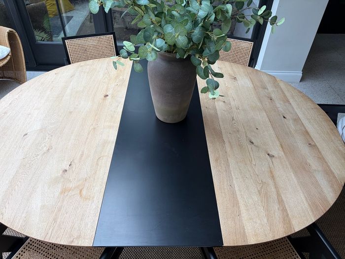 DK3 Jewel dining table with leaf extension OAK solid wood
