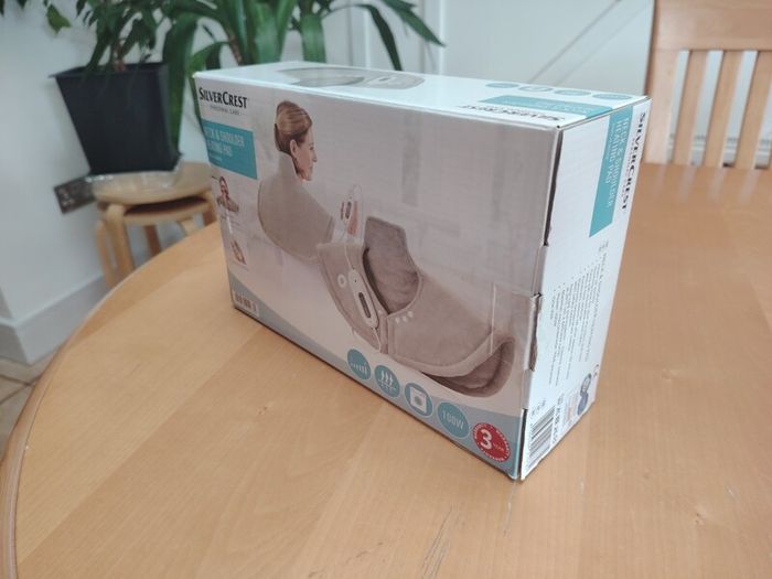 Neck & Shoulder Heating Pad - Brand New