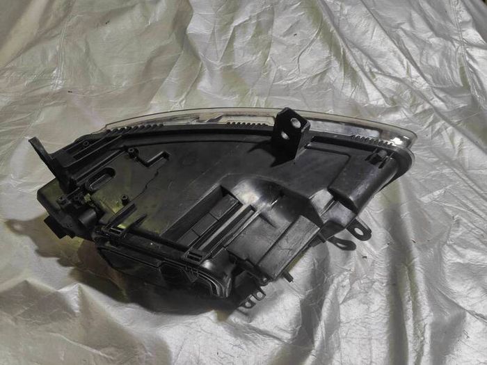 audi a6 c6 headlight right