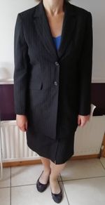 Ladies Black pinstripe suit - Dorothy Perkins BNWT