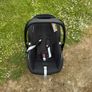 Maxi Cosi Cabriofix car seat and isofix base Image 2