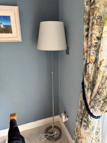 floor lamp
