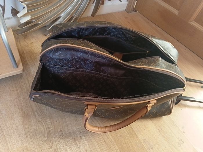 louis vuitton bag