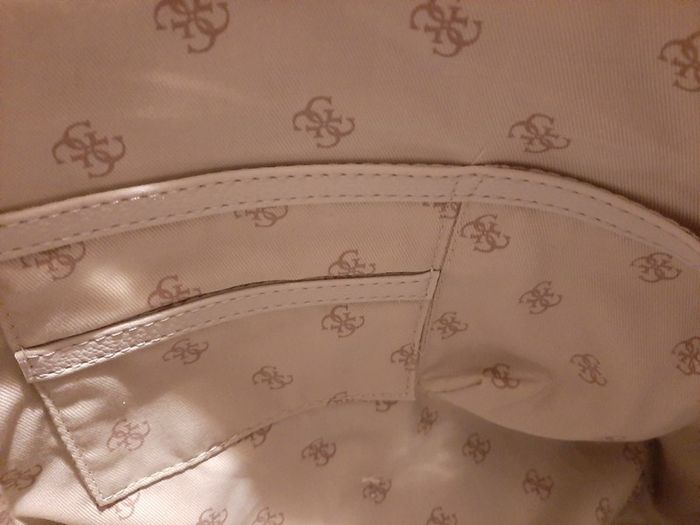 new genuine guess bag tag attached