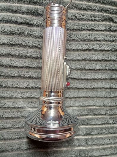 Vintage 1970s Tiger Head Brand Metal Flashlight